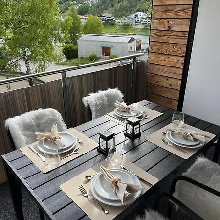 Book2stay - Retro-alpin Apartmán Laax